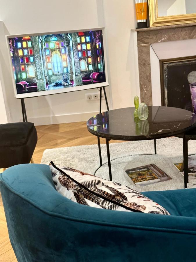 Bel Appartement Avec Parking Au Coeur De Reims Luaran gambar